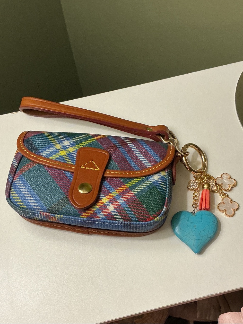 Dooney & Bourke EUC Multicolor Plaid Wristlet with Turquoise Heart Charm